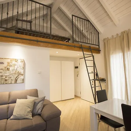 Caesar Apartament *